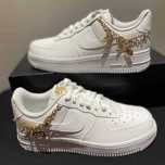 (БЕЗ ПЕРЕДОПЛАТИ)Nike Air Force 1 Lucky Charms найк аір аер форс білі