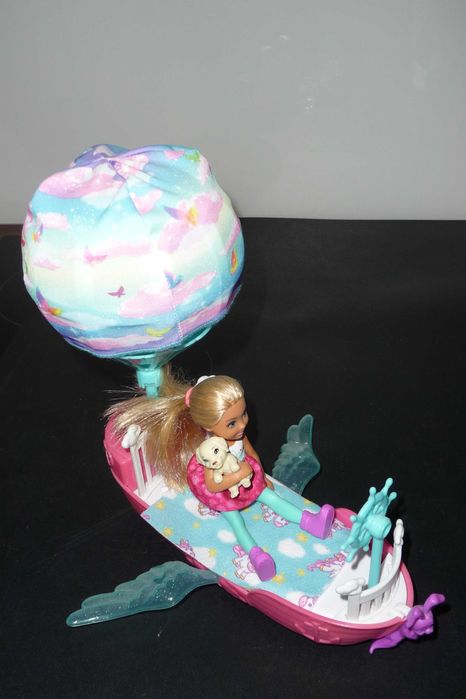 Barbie, Chelsea i Magiczna łódka, zestaw. Statek-balon. Dreamtopia.