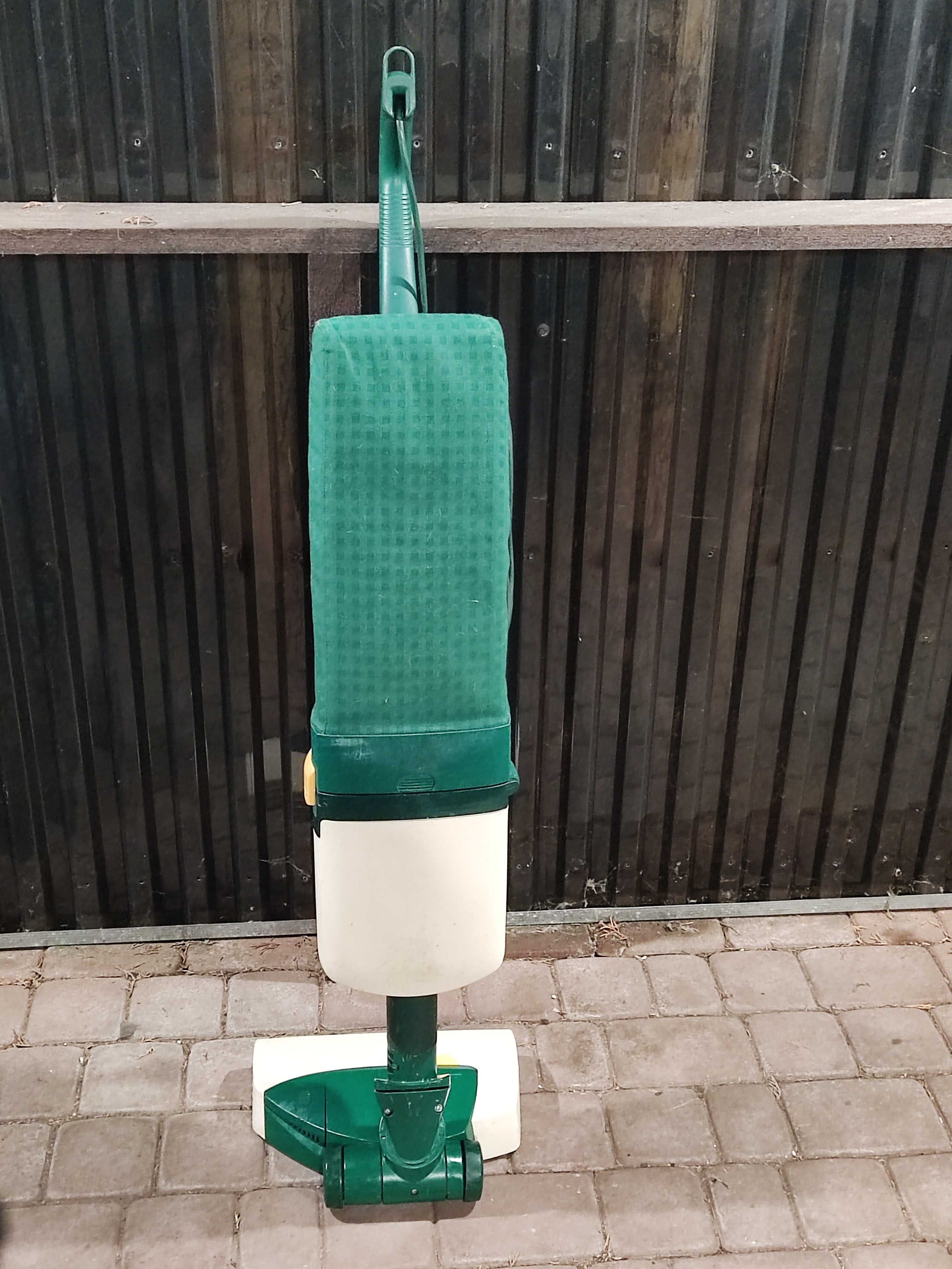 Odkurzacz Vorwerk  VK 122 + elektroszczotka EB 350