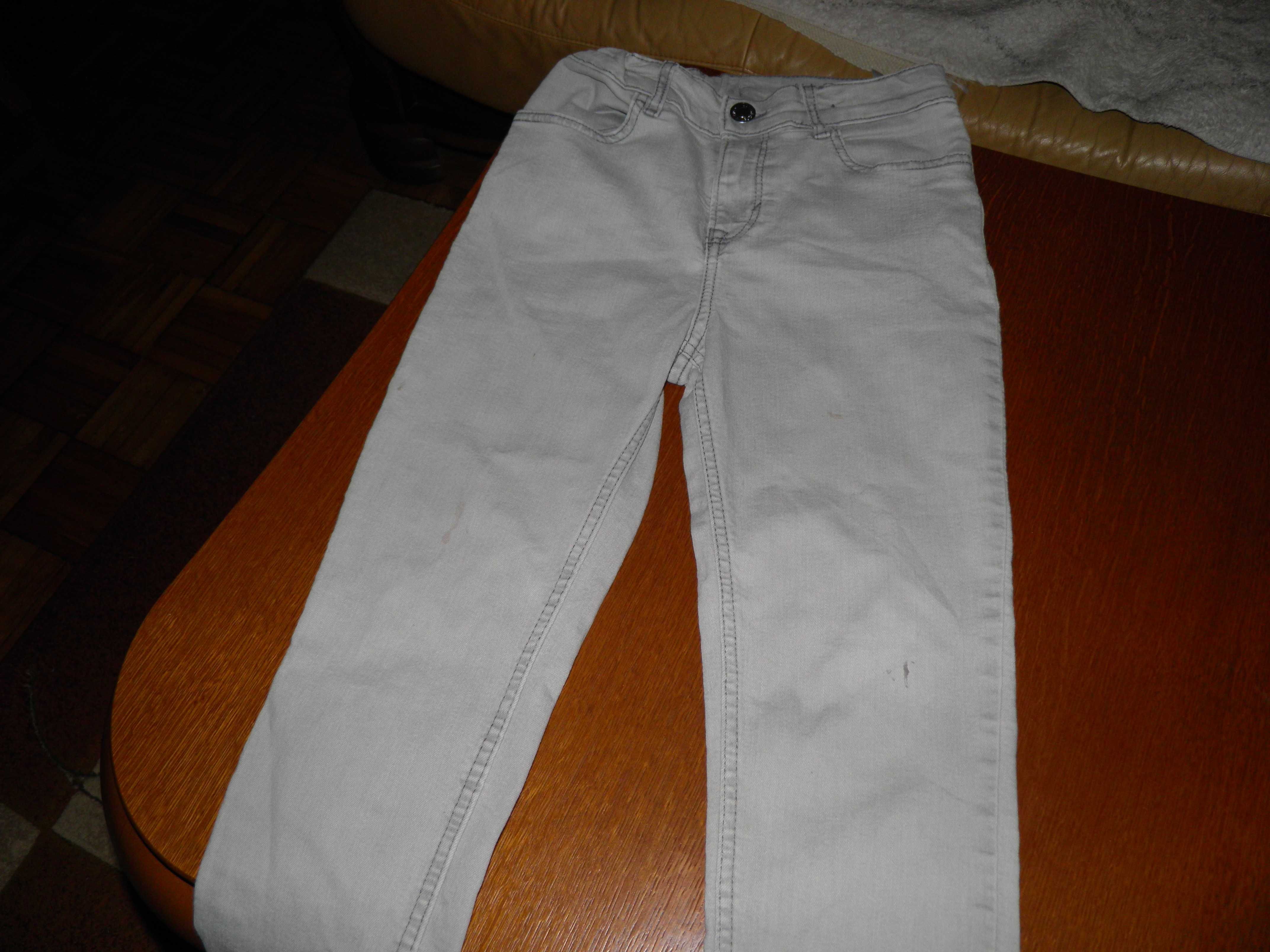 Spodnie dla dziewczynki w rozmiarze 146 - H&M