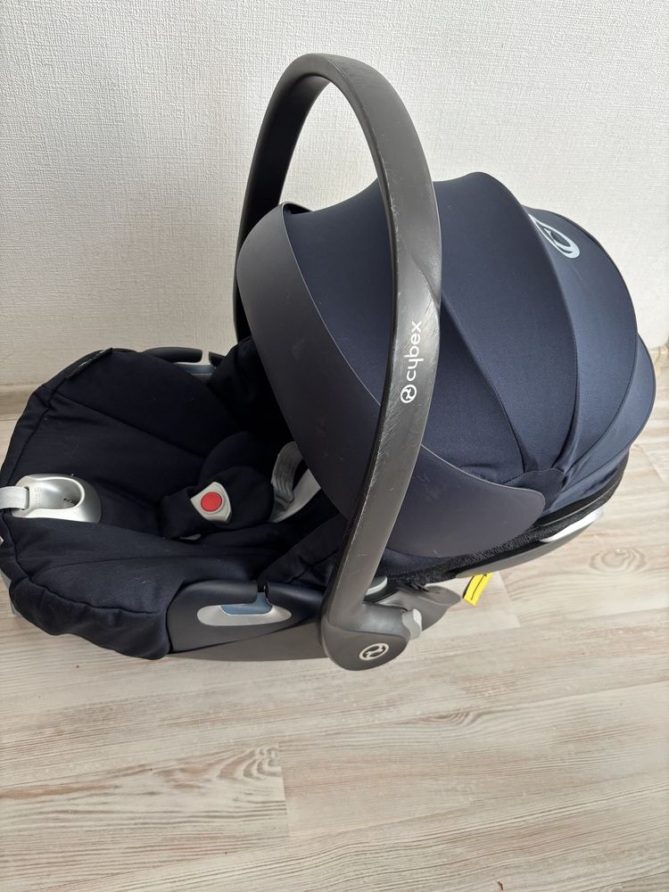 Автокрісло Cybex Cloud Z i-size (до року) + база