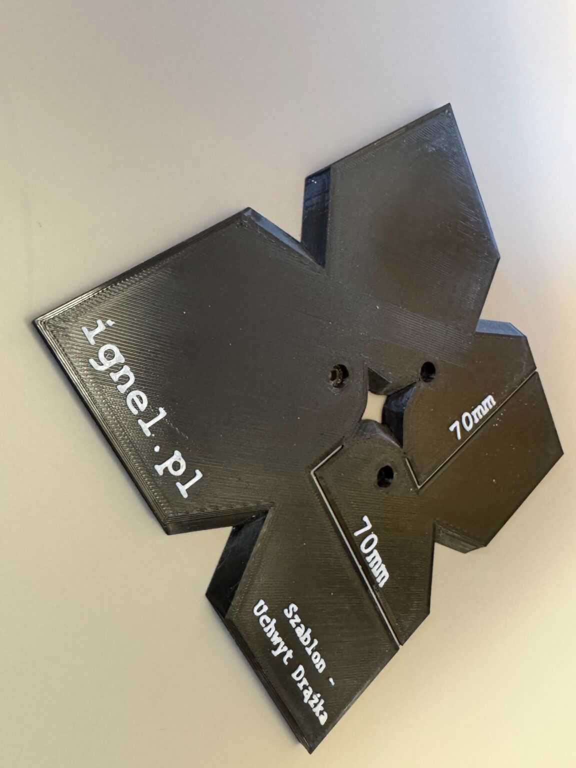 Szablon do nawiercania pod uchwytu drążka Ø25 mm dla stolarzy