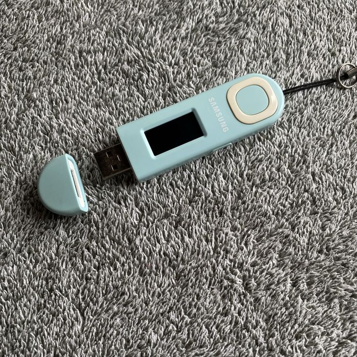 Mp3, Flac плеер Samsung YP-U5 2 gb