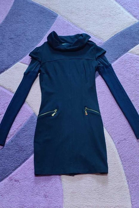 Классическое платье р.42