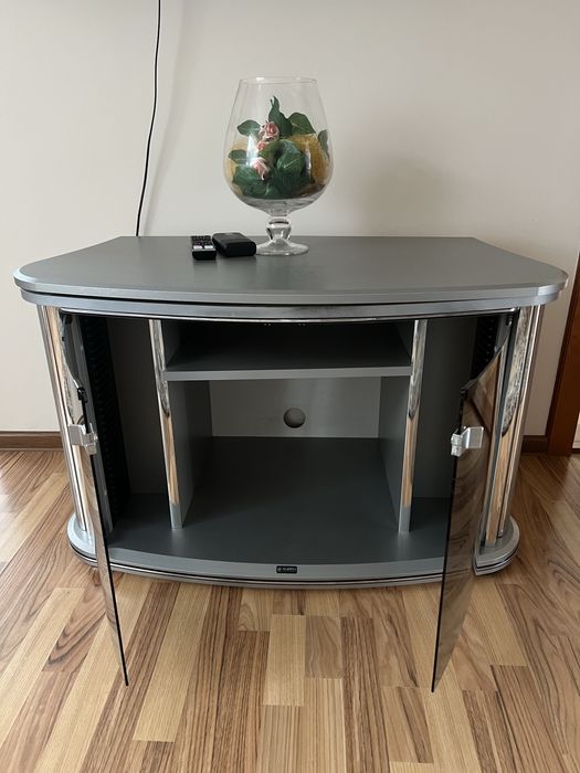 Тумба під телевізор