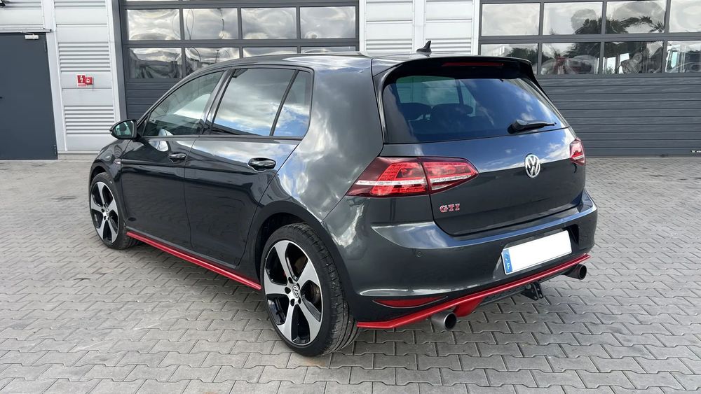 Volkswagen Golf GTI Perfromance