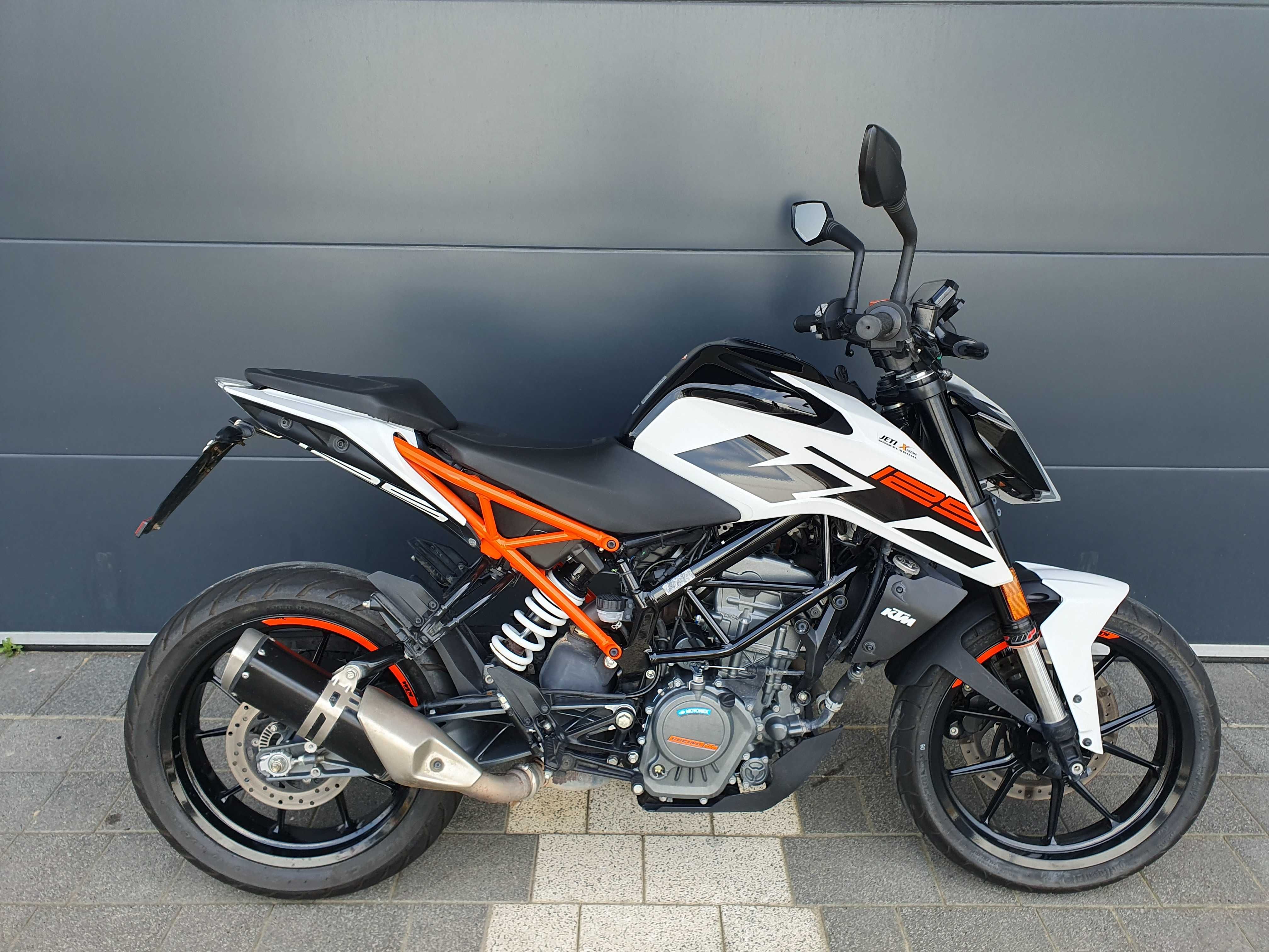 KTM 125 Duke, ABS, Led, serwis, super stan, kat.B