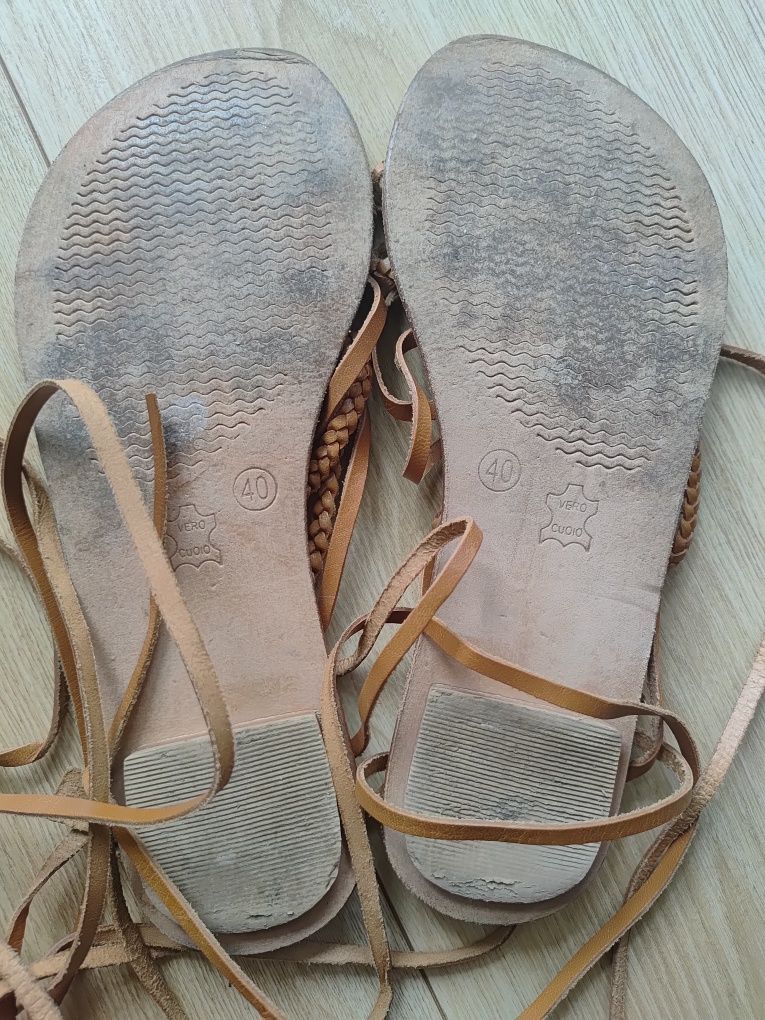 Buty sandały sznurkowe 40 skóra  rzymianki