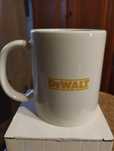 Kubek z nadrukiem- DeWalt.
