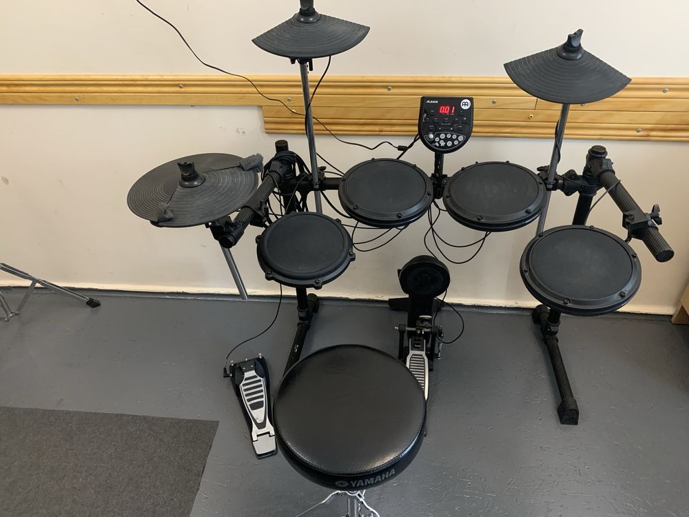 Електро барабани Alesis, оренда