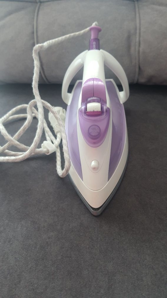 Żelazko Tefal z funkcją pary