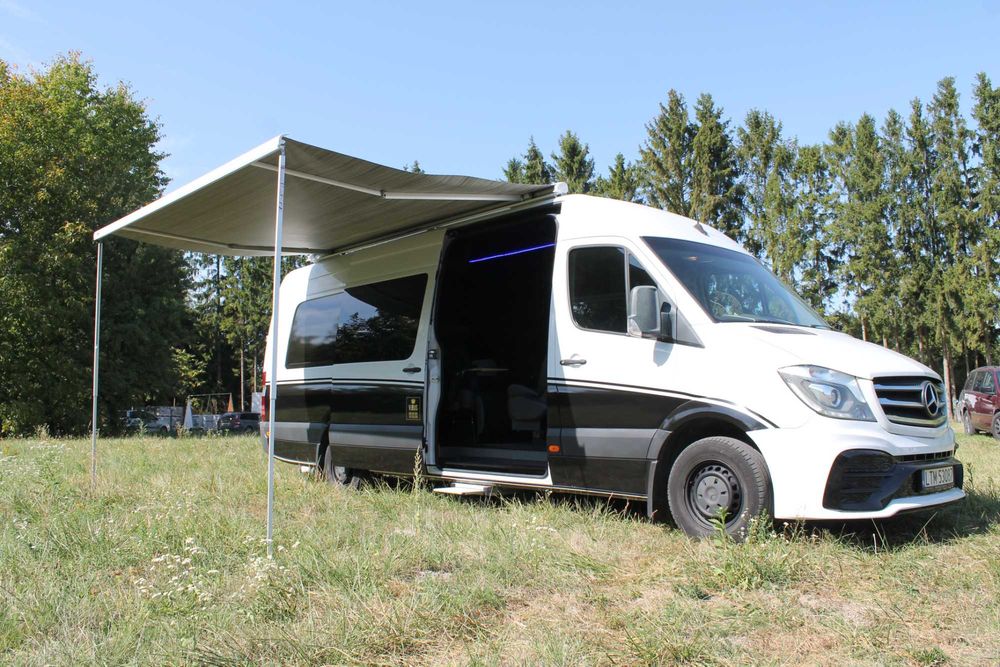 MERCEDES VIP 9-osobowy – 3.0 Diesel, TV, Webasto, łóżko, prysznic