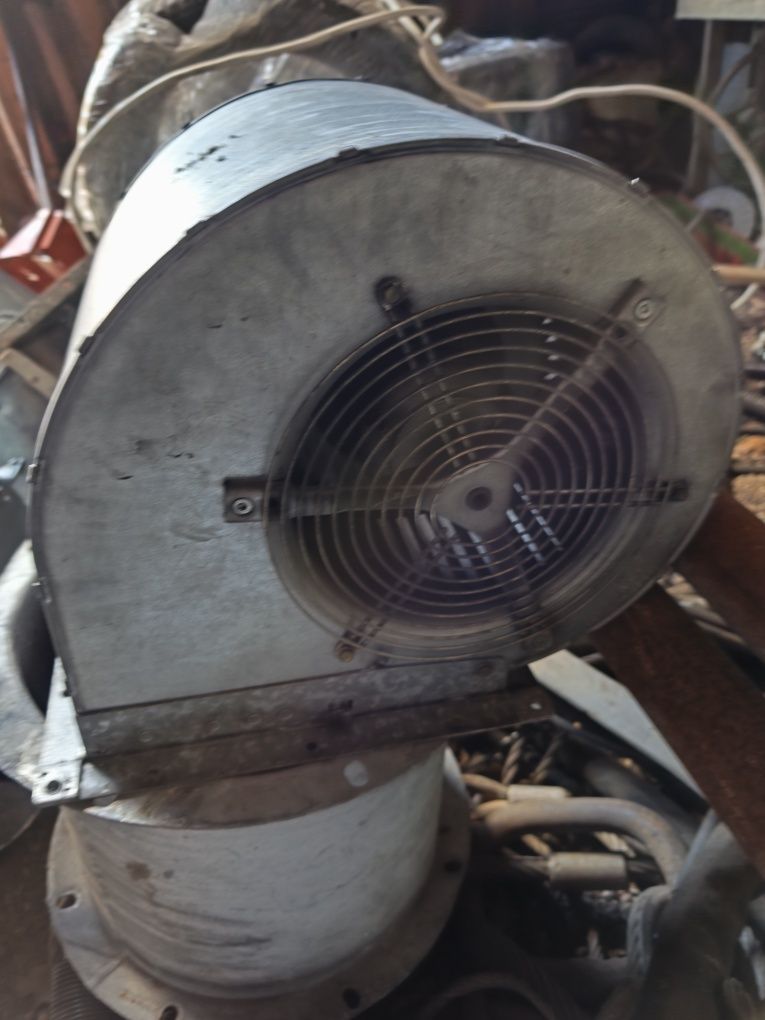 Wentylator promieniowy dmuchawa D4e225 CC01-39