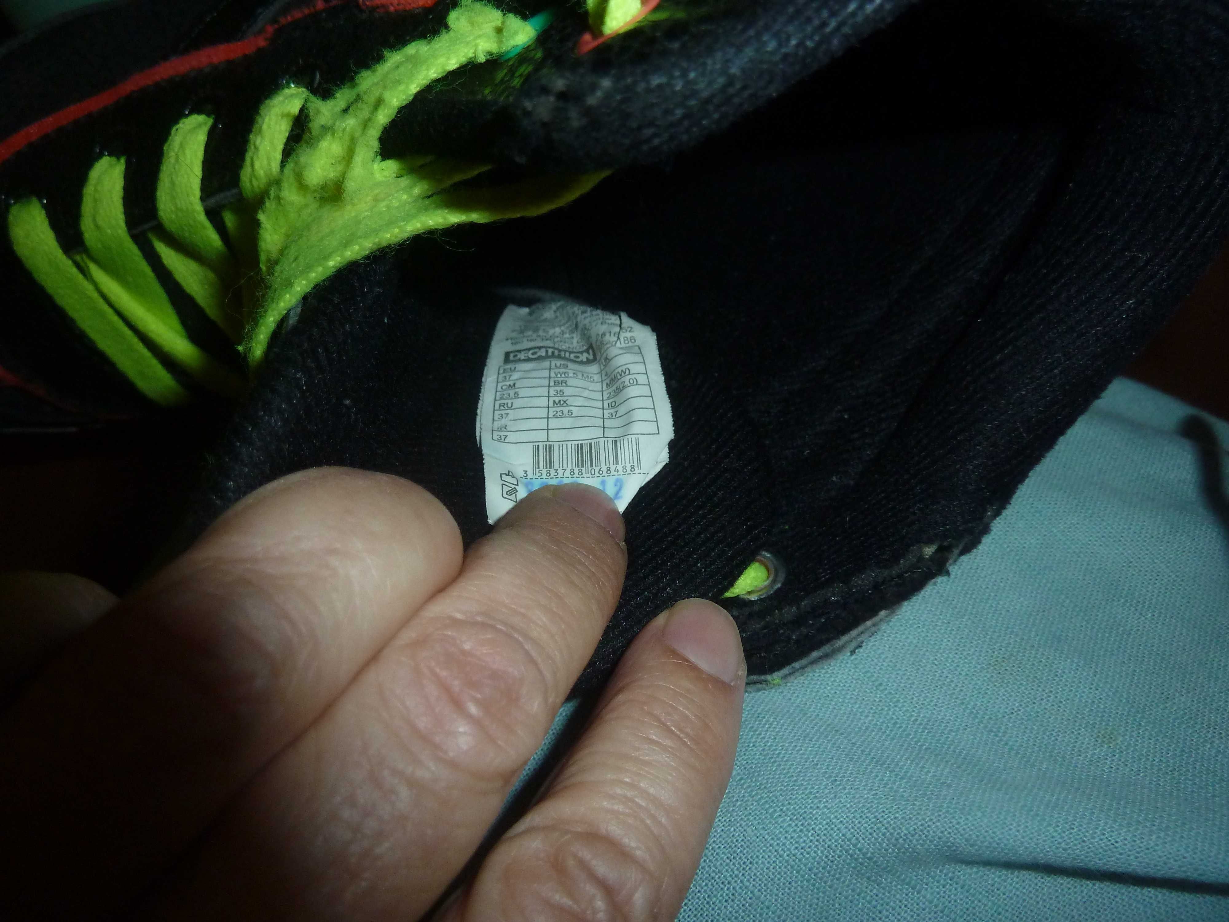 37 Patins 4 rodas Decathlon (hóquei)