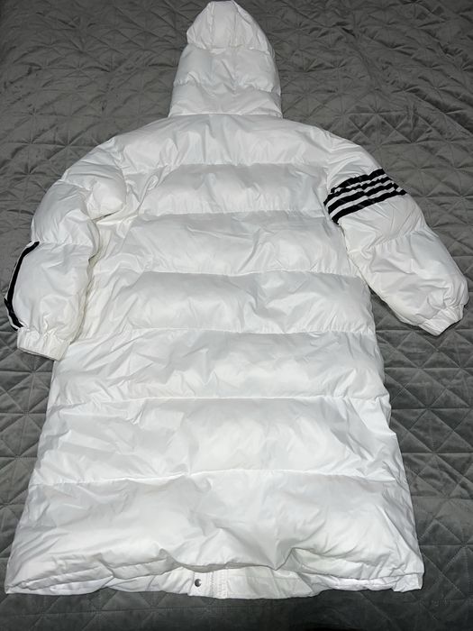 Курточка нова S-L