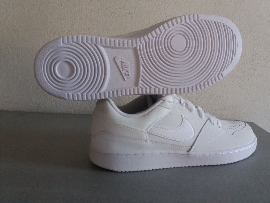 Nike Priority Low n.º 44 - NOVAS e ORIGINAIS