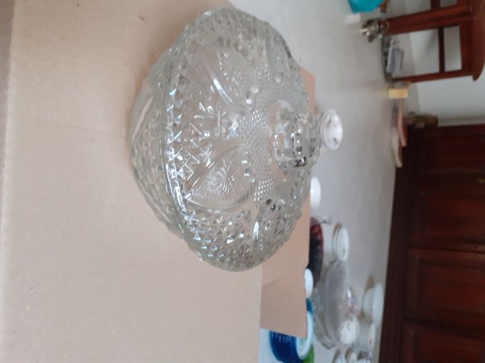 Bomboneira / Cinzeiros / Taças / Travessa