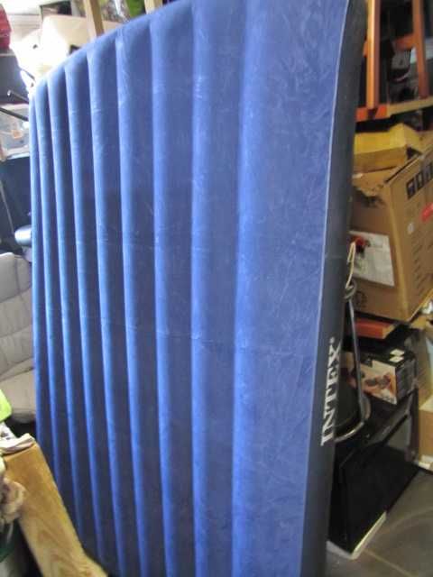 Materac dmuchany pompowany INTEX dwuosobowy 152cm x 203cm x 25cm
