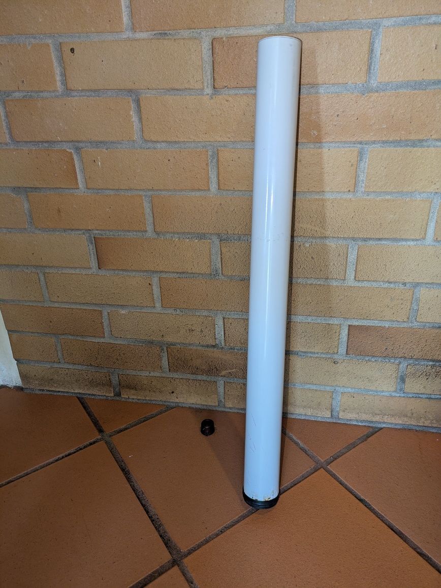 Perna metálica de mesa