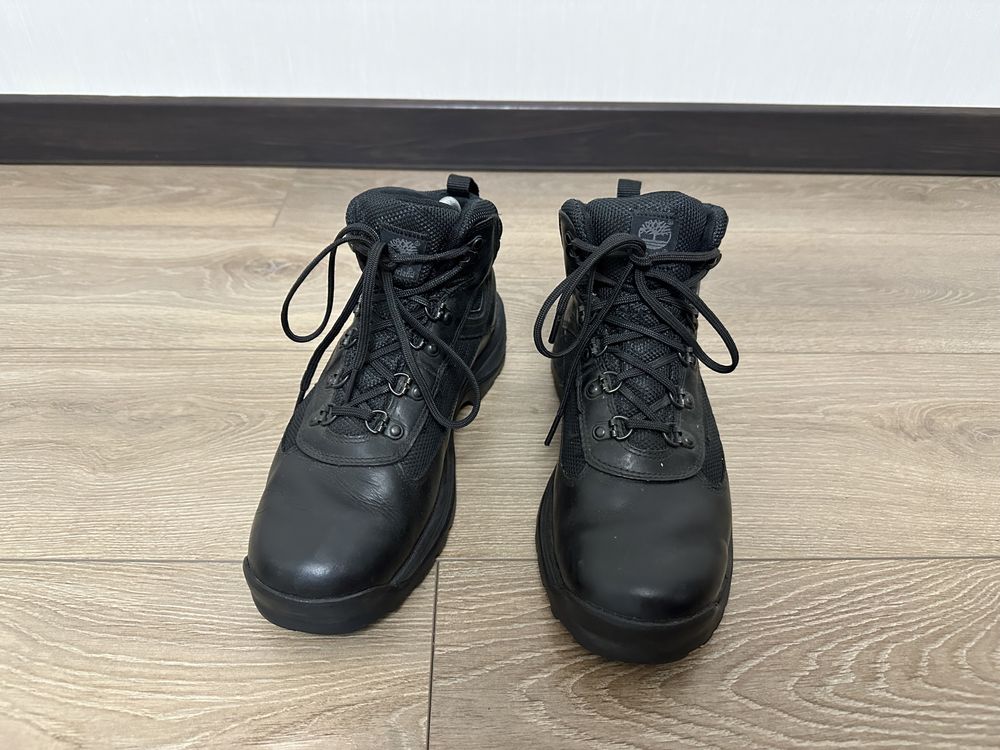 Ботинки кожаные Timberland gore-Tex 41.5 размер