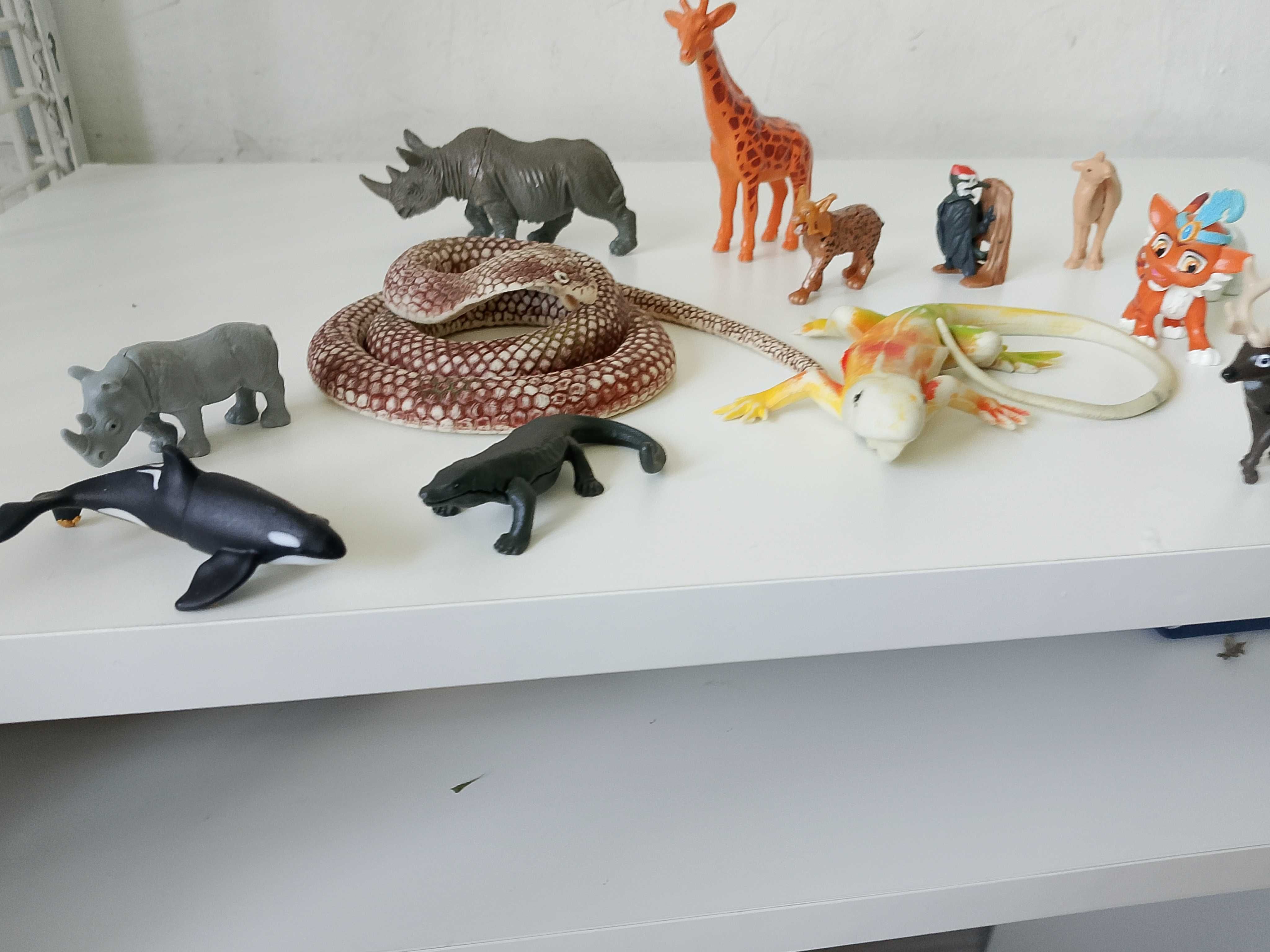Zwierzątka figurki