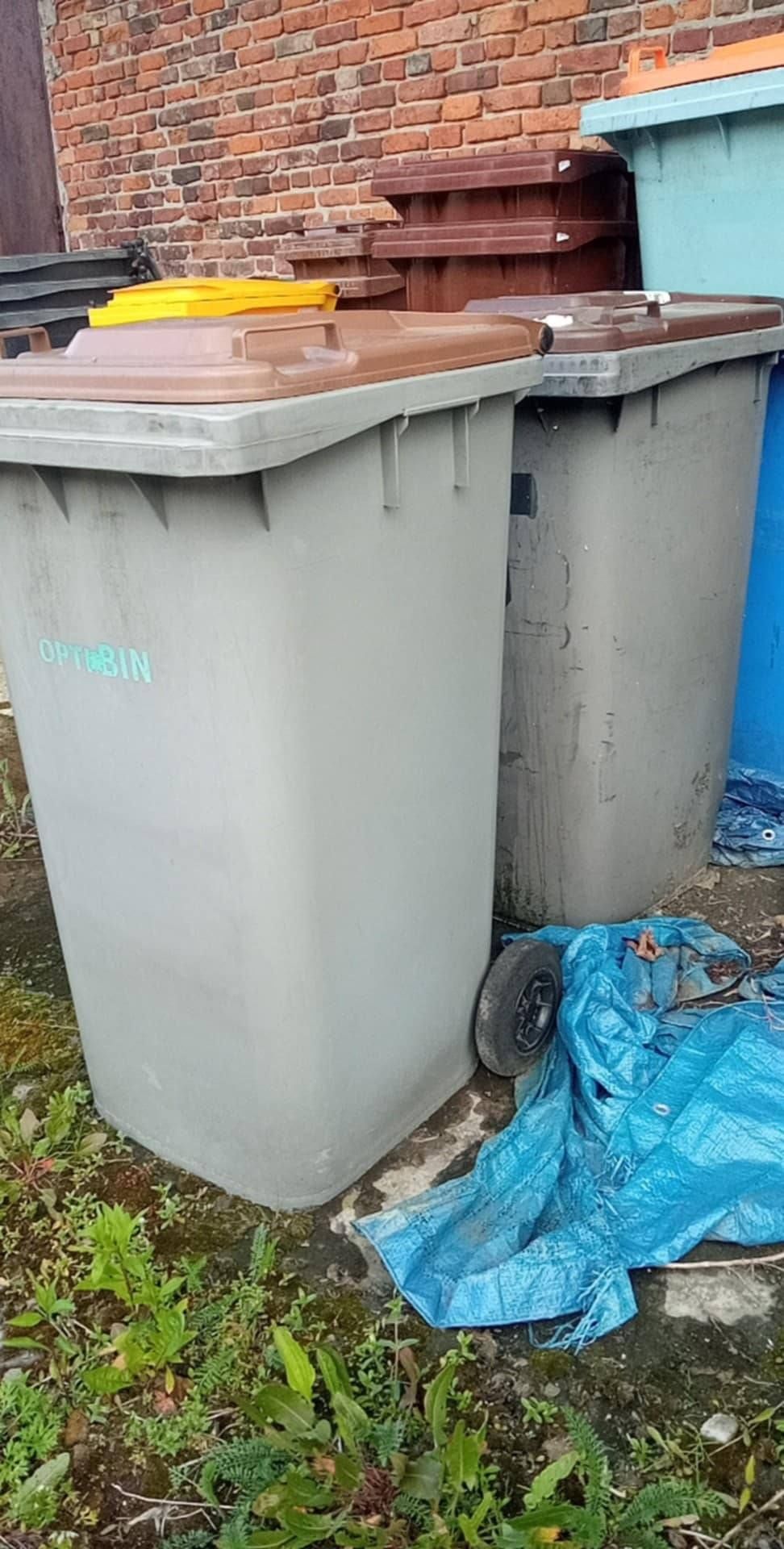 Kosze pojemniki na odpady 120l 240l