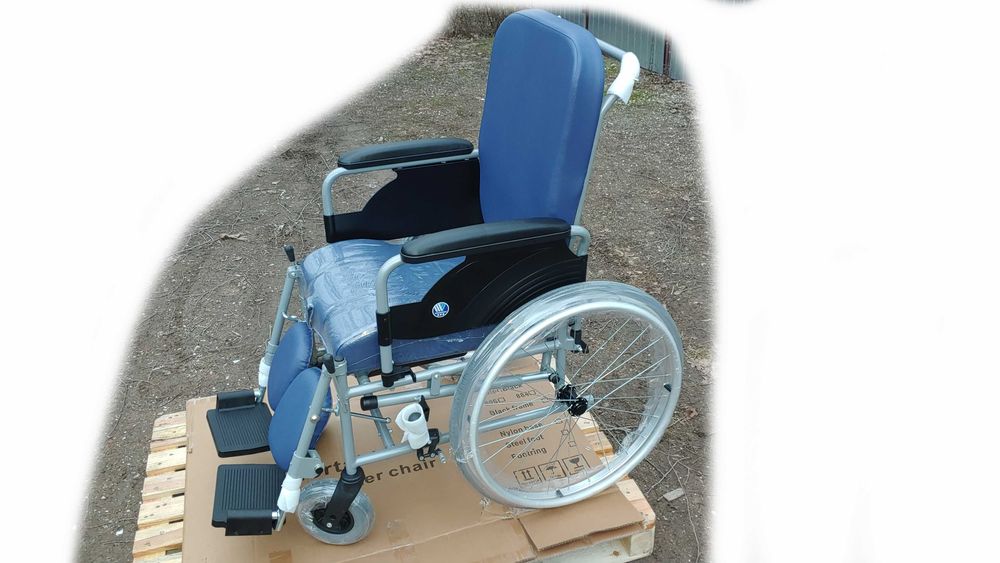 Wózek inwalidzki z toaletą toaletowy Vermeiren 9300 jak nowy