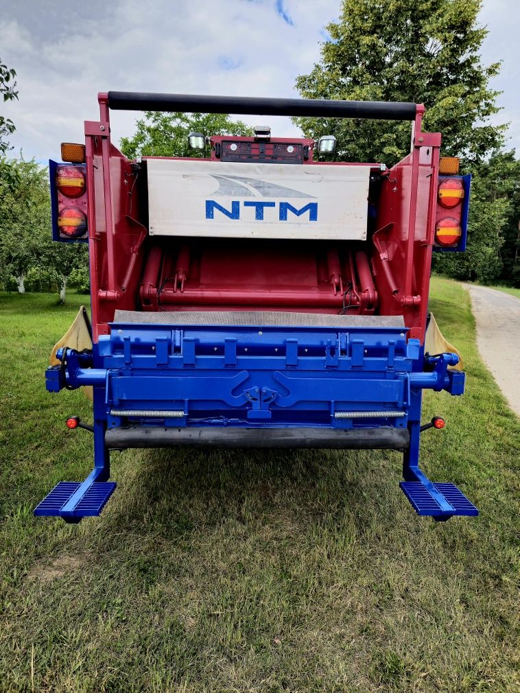 Śmieciarka Mitsubishi Fuso NTM