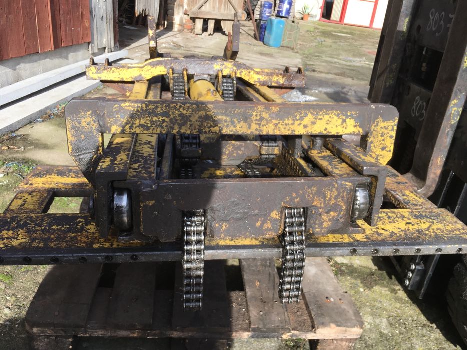 Widlak maszt rak podnośnik