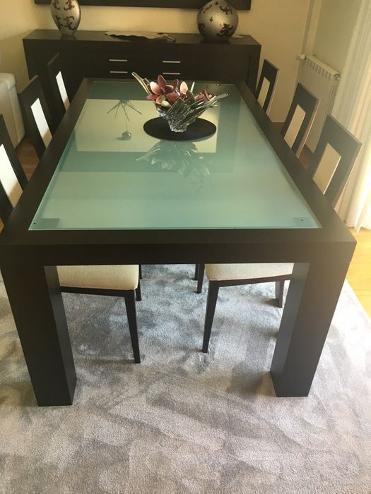 Vendo mesa e cadeiras Antarte