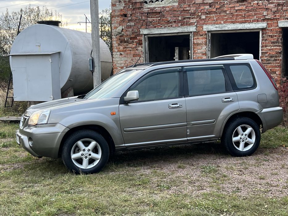 Nissan Xtrail 2.2дизель 4х4