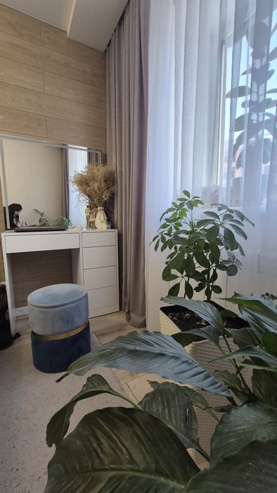 Двокімнатна квартира з кладовкою в ціні! Буча!