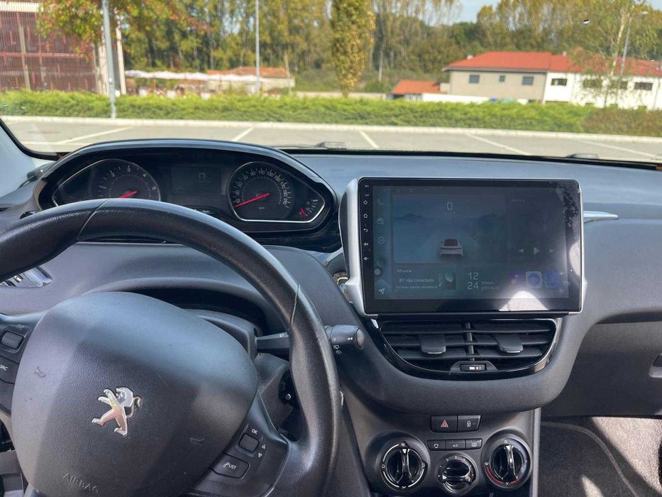 Peugeot 208 1.4 hdi