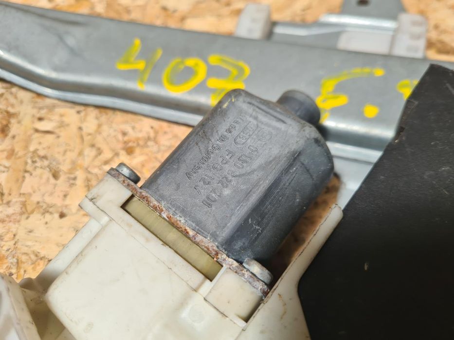 Elevador vidros frente direito PEUGEOT 407 (6D_)