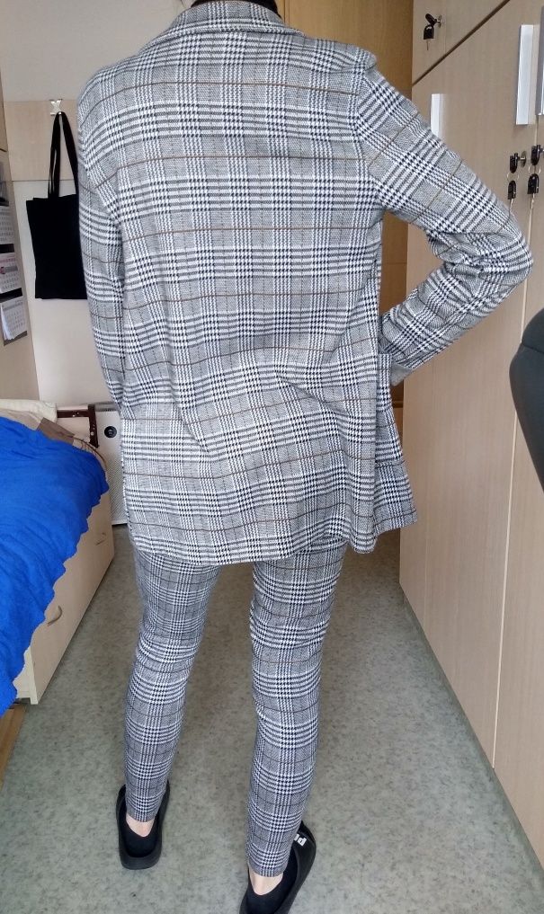 Garnitur ze spodniami w pepitkę S/M