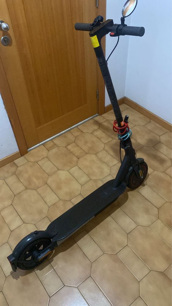 Xiaomi MI Scooter Trotinete