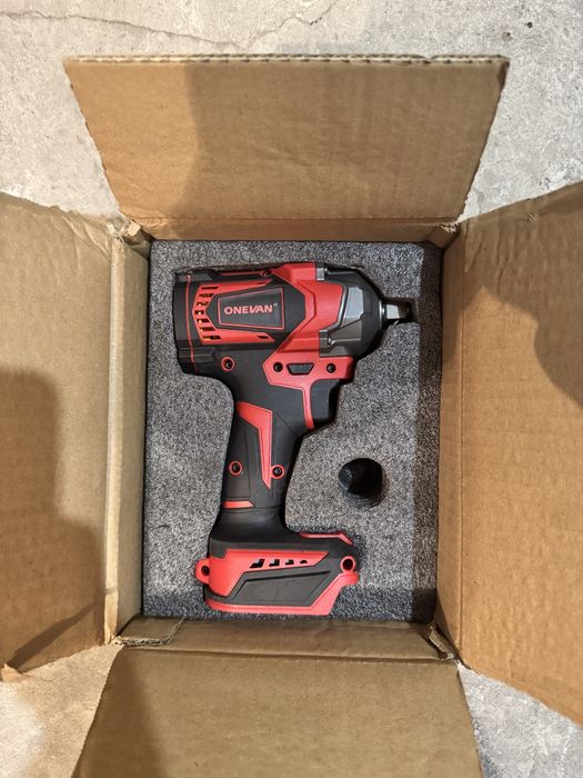 Klucz udarowy ONEVAN 1200 N.M. / makita