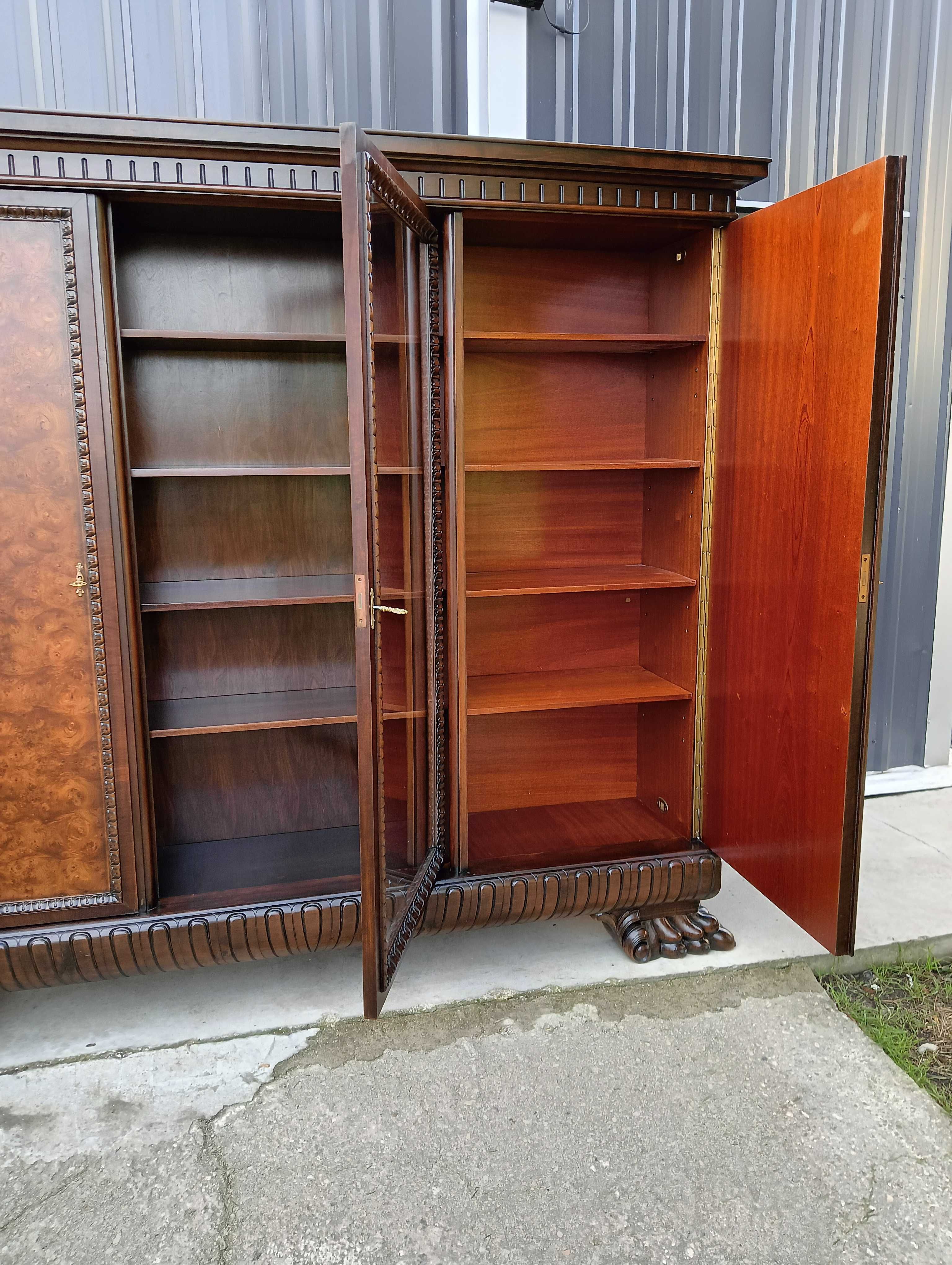 Biblioteka gabinet lwie łapy po renowacji