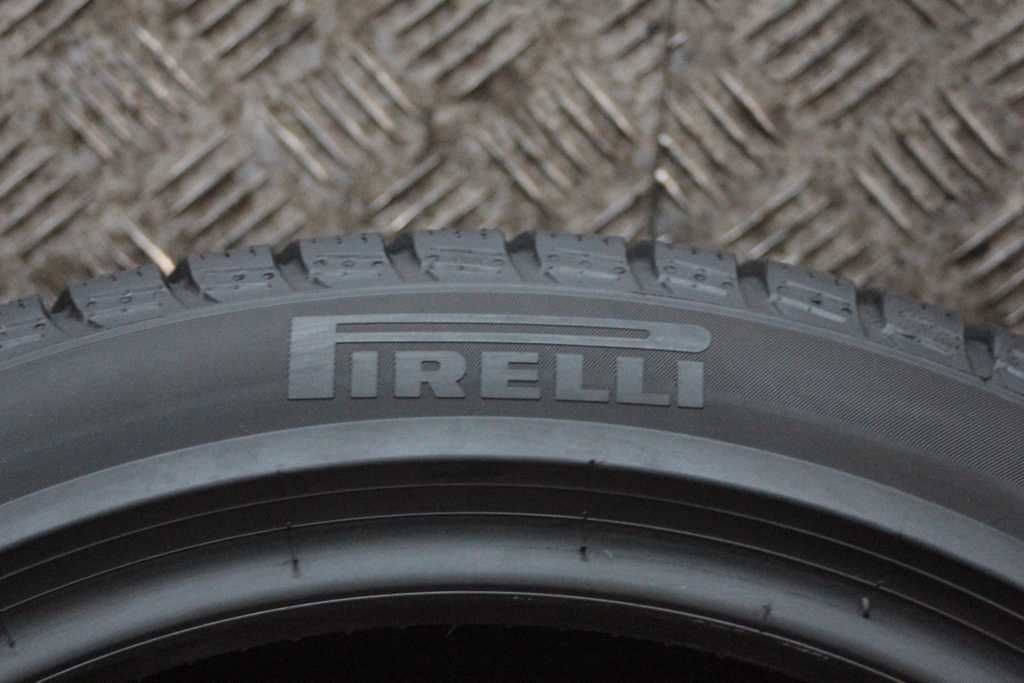 225/45/18 Pirelli Sottozero 3 225/45 R18 7,5mm