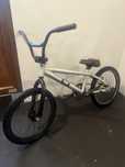 Rower BMX srebrny