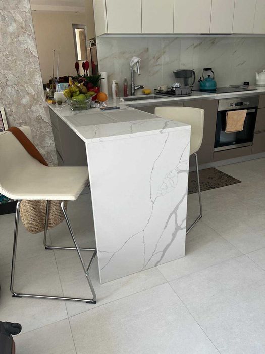 Sprzedam 2 stołki barowe z oparciem - STAN IDEALNY