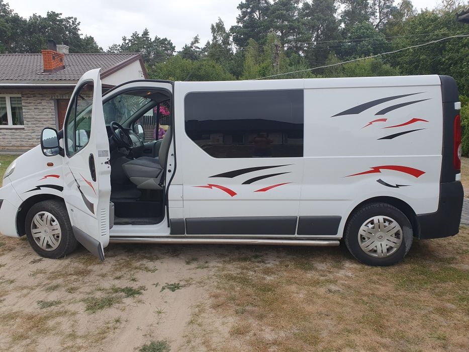 Sprzedam Renault Traffic 2.0 LONG 6Os.