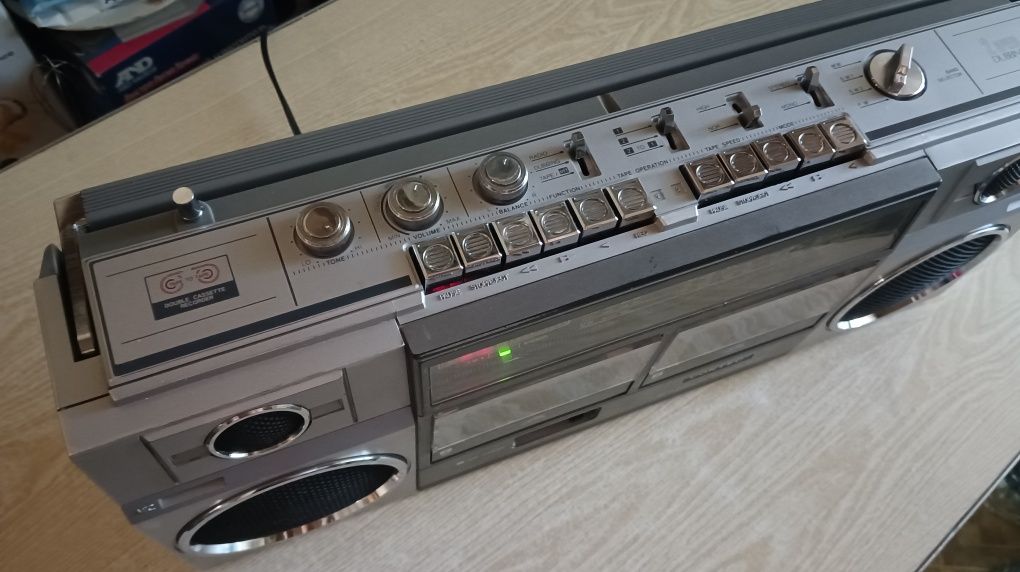 Магнитола CONTEC 8822.