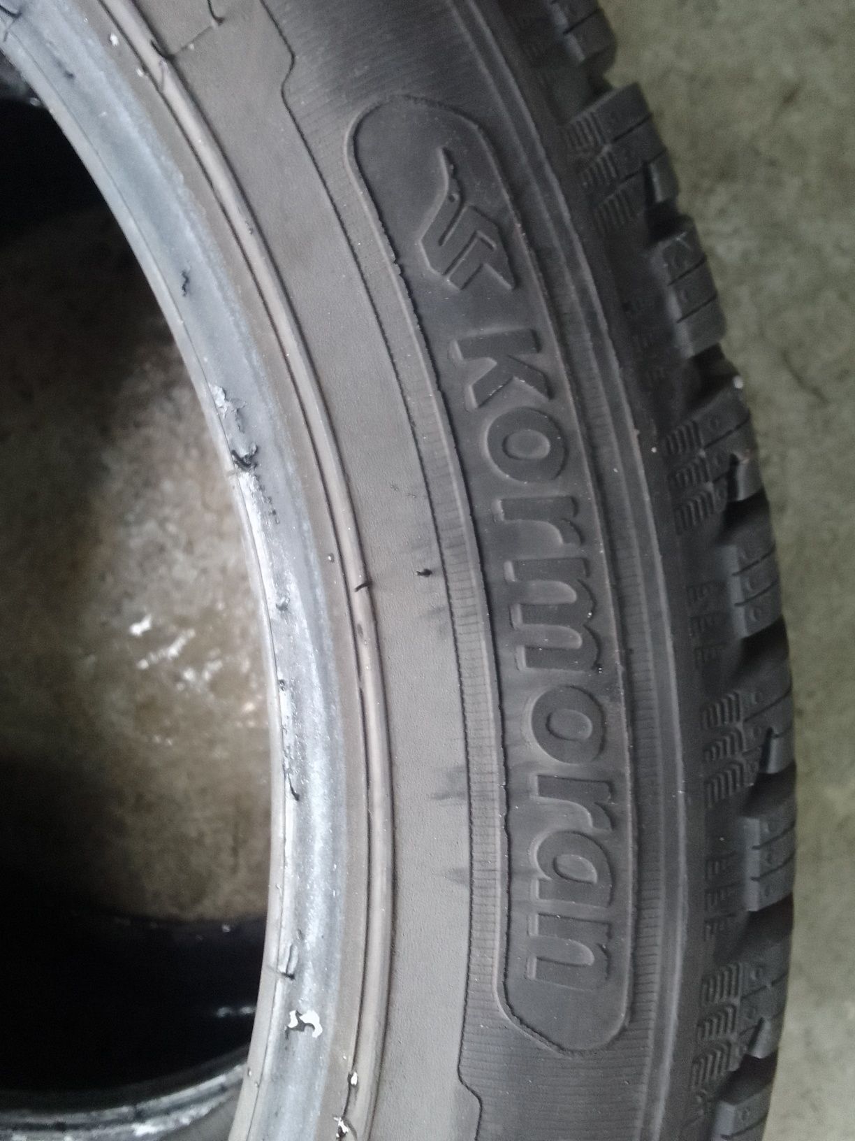 2 Opony zimowe 235/45r18 KORMORAN 2021r 7mm
