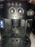 Expres ciśnieniowy Delonghi Magnifica