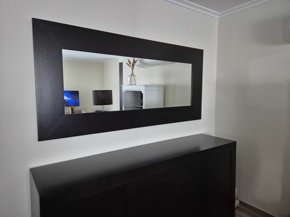 Aparador e espelho wengue