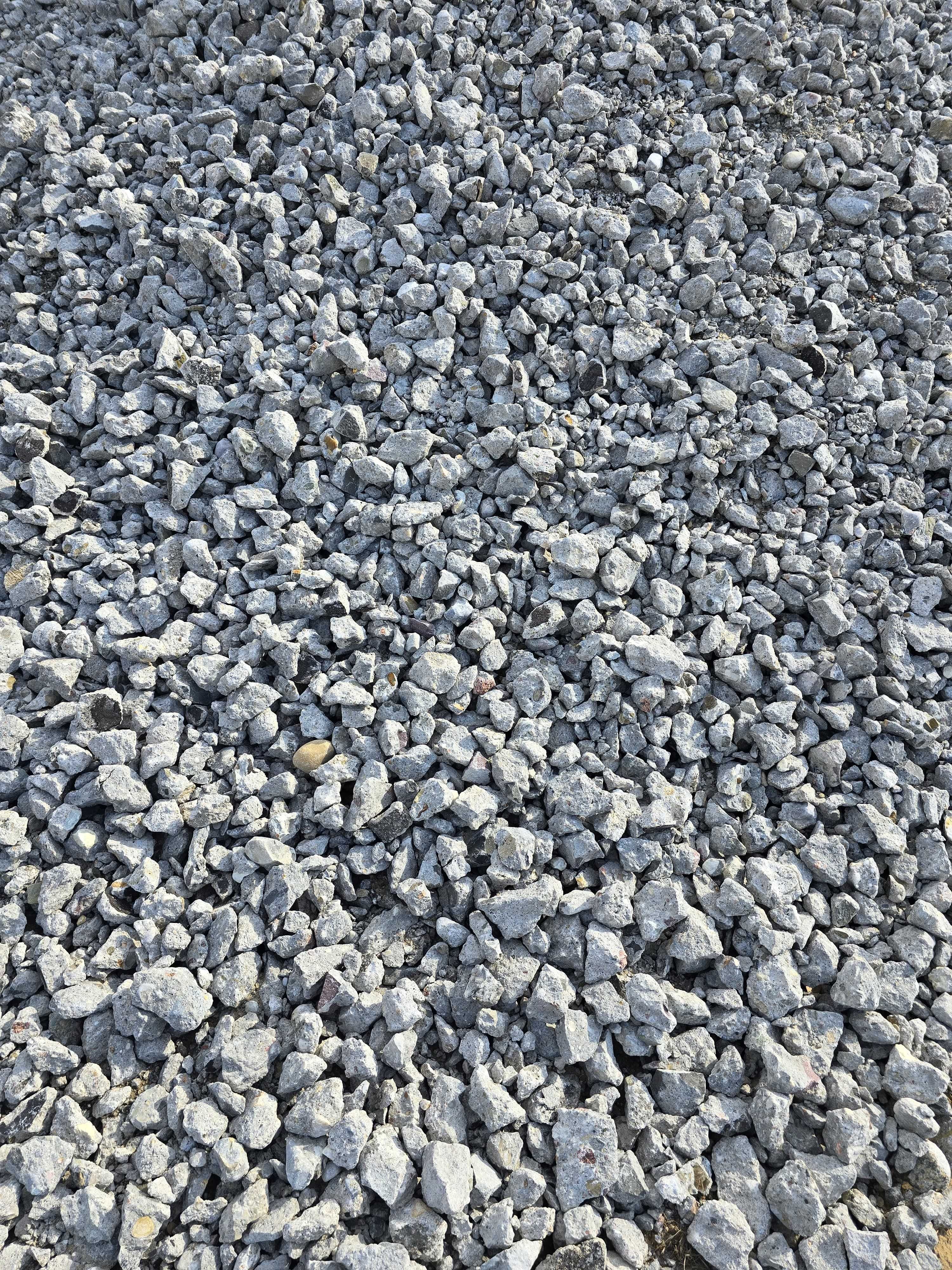 Tłuczeń kruszony 0-63 mm, betonowy czysty, kruszywo drogowe
