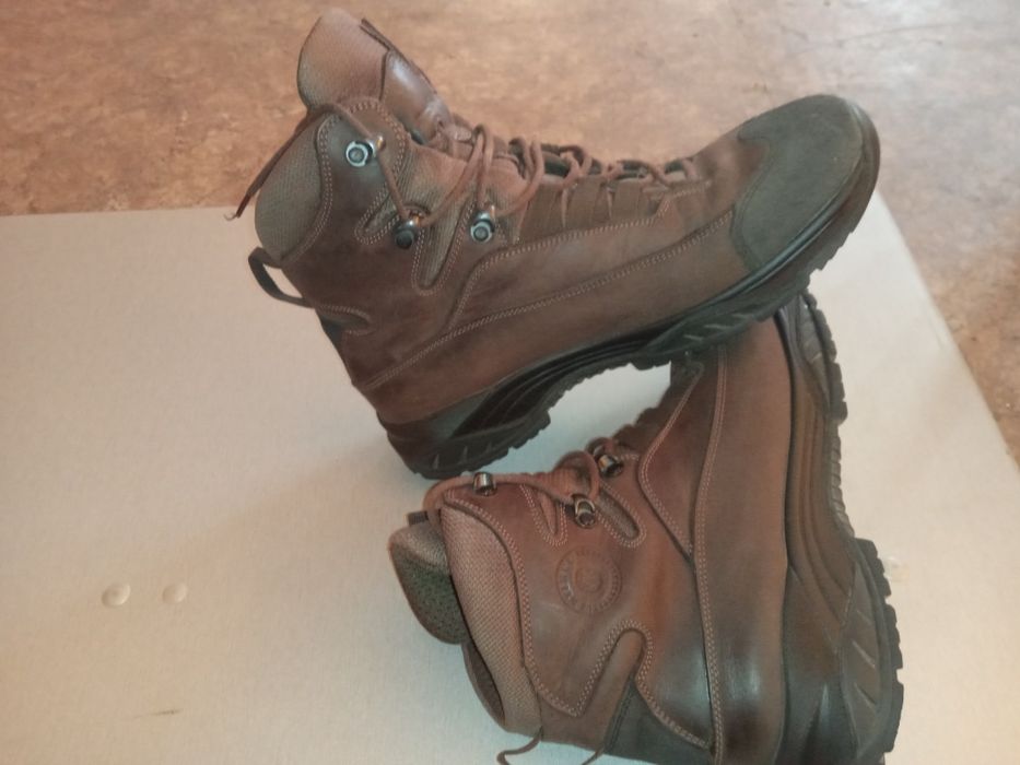 Ботинки туристические кожа 43 размер