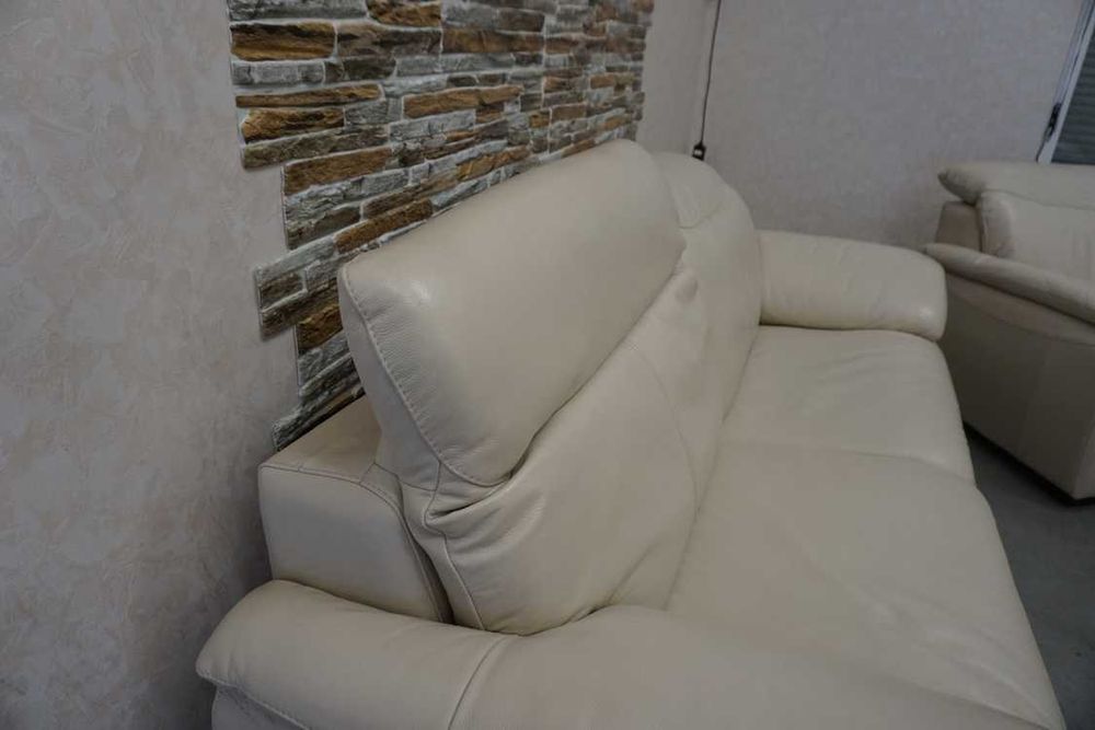 Zestaw 3+1+1 sofa skóra jasna naturalna regulowane oparcia  (w-1100)