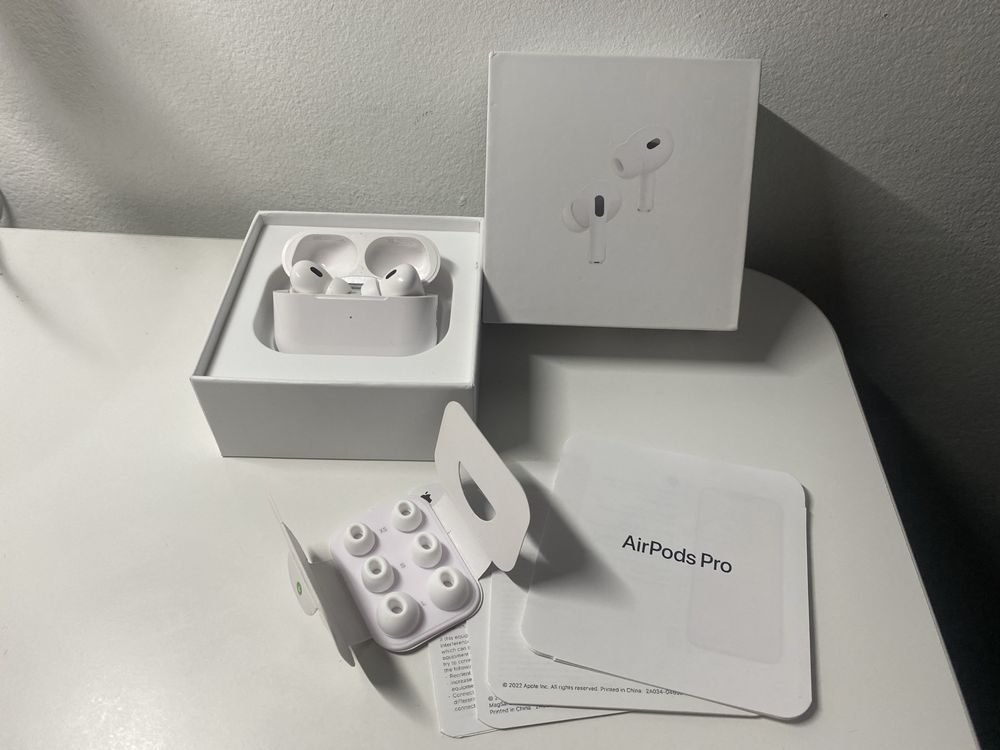 AirPods Pro 2 Apple